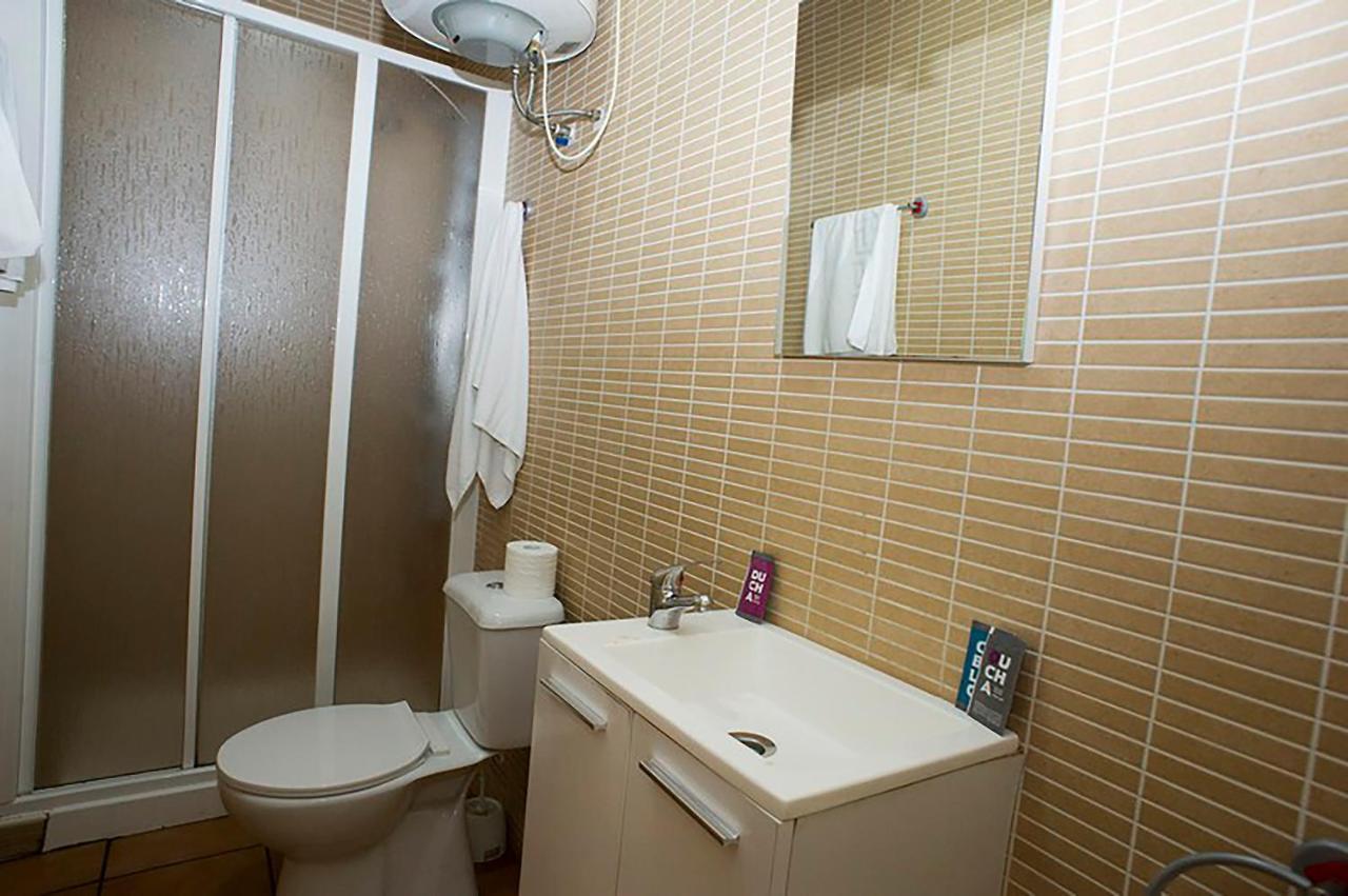 טלברה דה לה ריינה Hostal Velarde מראה חיצוני תמונה