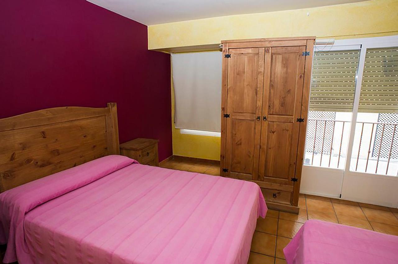 טלברה דה לה ריינה Hostal Velarde מראה חיצוני תמונה